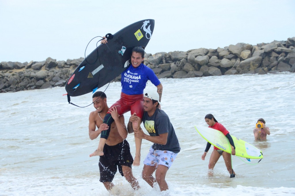 Silvana Lima e Krystian Kymerson garantem o título dos profissionais do Quissamã Surf Classic 2022 (4)