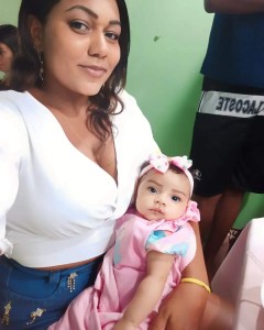 Ontem (18), ela fez aniversário. Parabéns aqui de todo o espaço Herika Oliveira e parabéns também para essa linda Princesa Sther